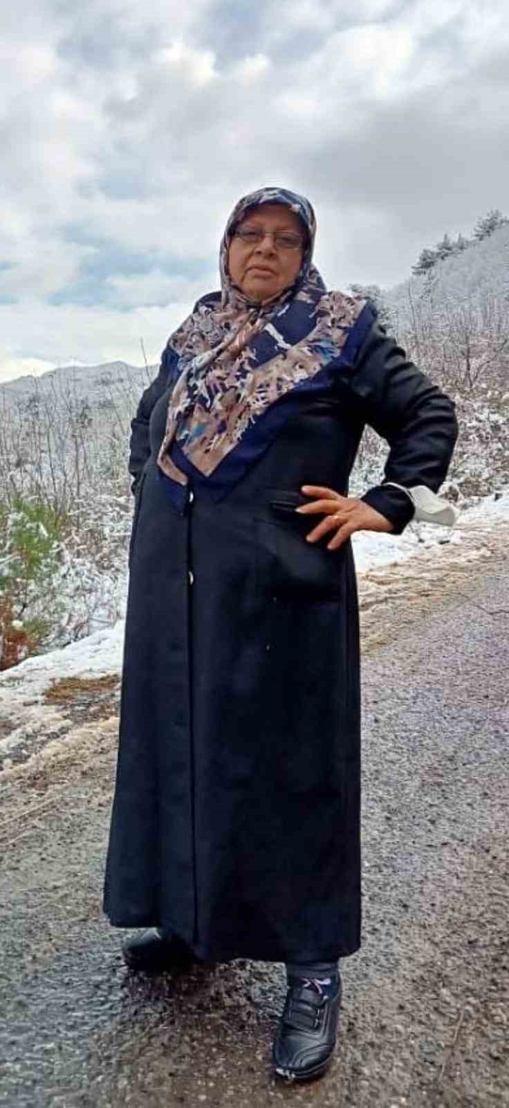 Yaşlı kadını altınları için başına taşla vurarak ağır yaralayan komşusu çıktı
