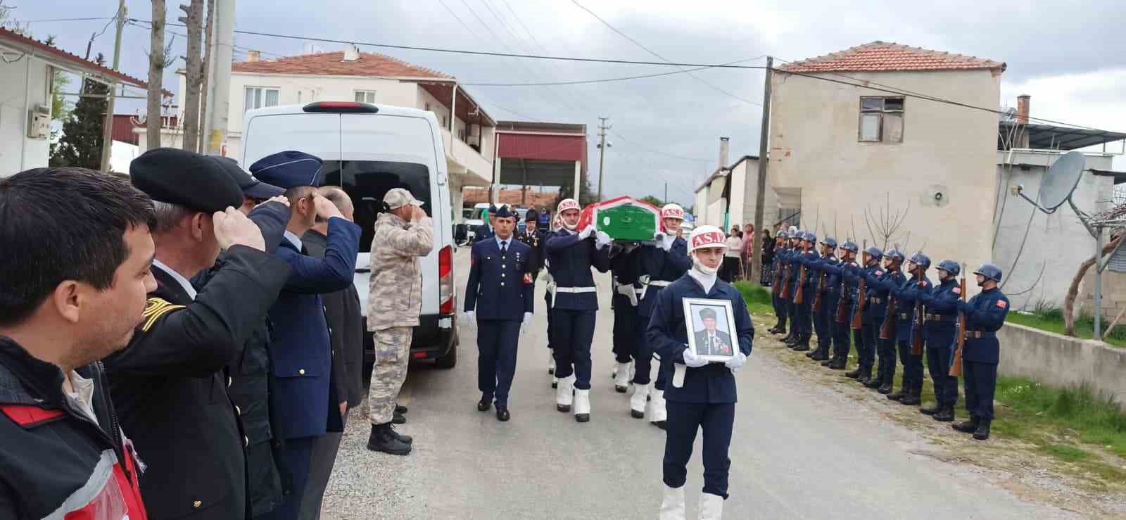 Yatağan’da Kıbrıs Gazisi Yelaldı son yolculuğuna uğurlandı
