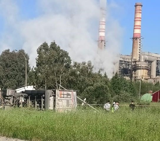 Yatağan’da kömür yüklü kamyon devrildi: 1 yaralı
