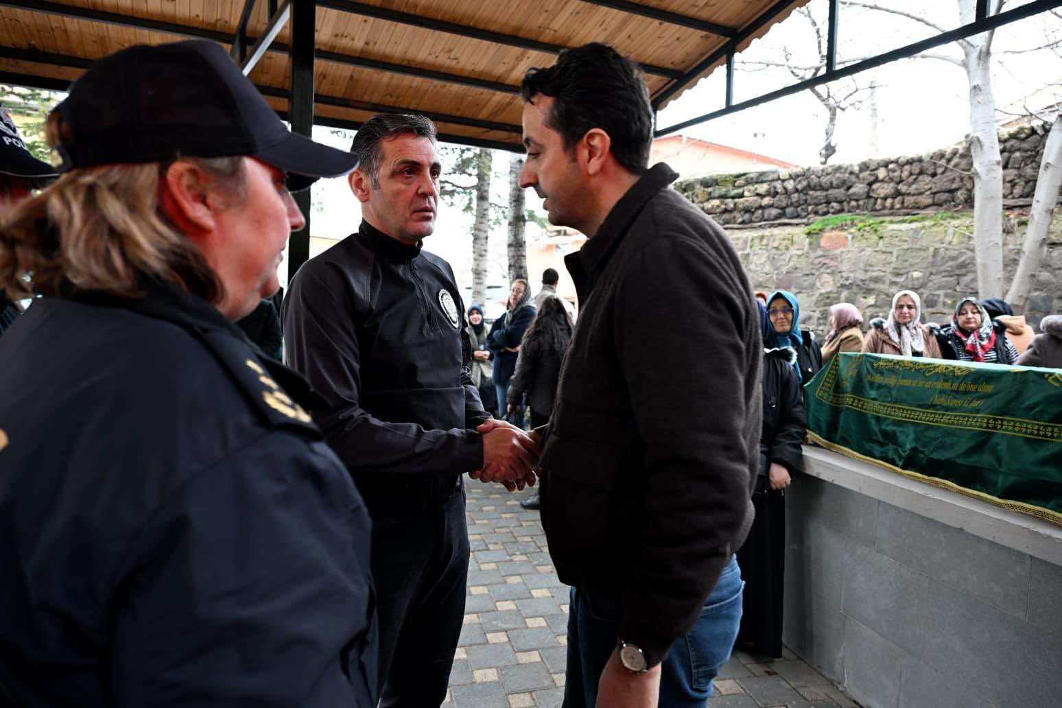 Yaya geçidinde çarpıp kaçtı: 17 aylık Mahmut bebek hayatını kaybetti
