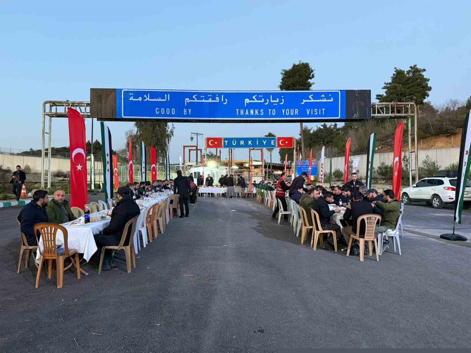 Yayladağı Gümrük Kapısı’nda dostluk iftarı
