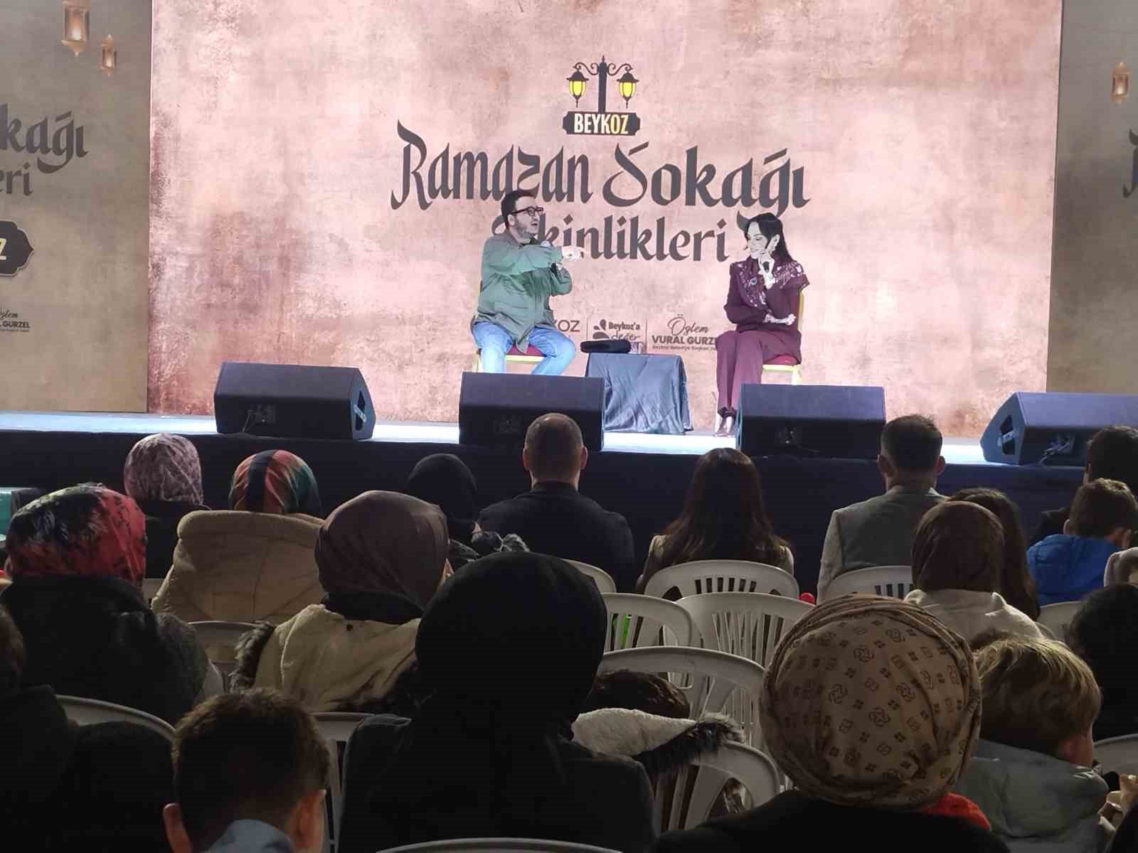 Yazar Hayati İnanç ve Prof. Dr. Oytun Erbaş Beykoz’da ’Ramazan Sokağı’ etkinliklerine konuk oldu
Yazar Hayati İnanç ve Prof. Dr. Oytun Erbaş Beykoz’da ’Ramazan Sokağı’ etkinliklerine konuk oldu