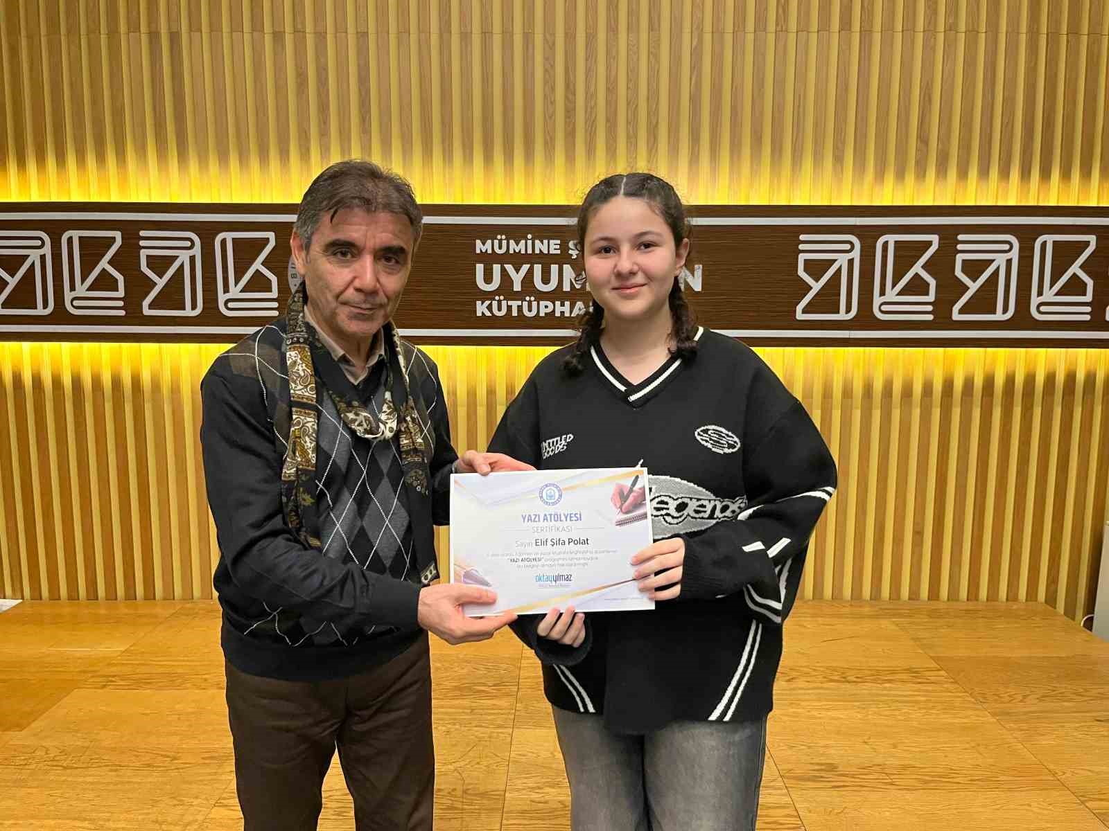 Yazı atölyesi ilk mezunlarını verdi
