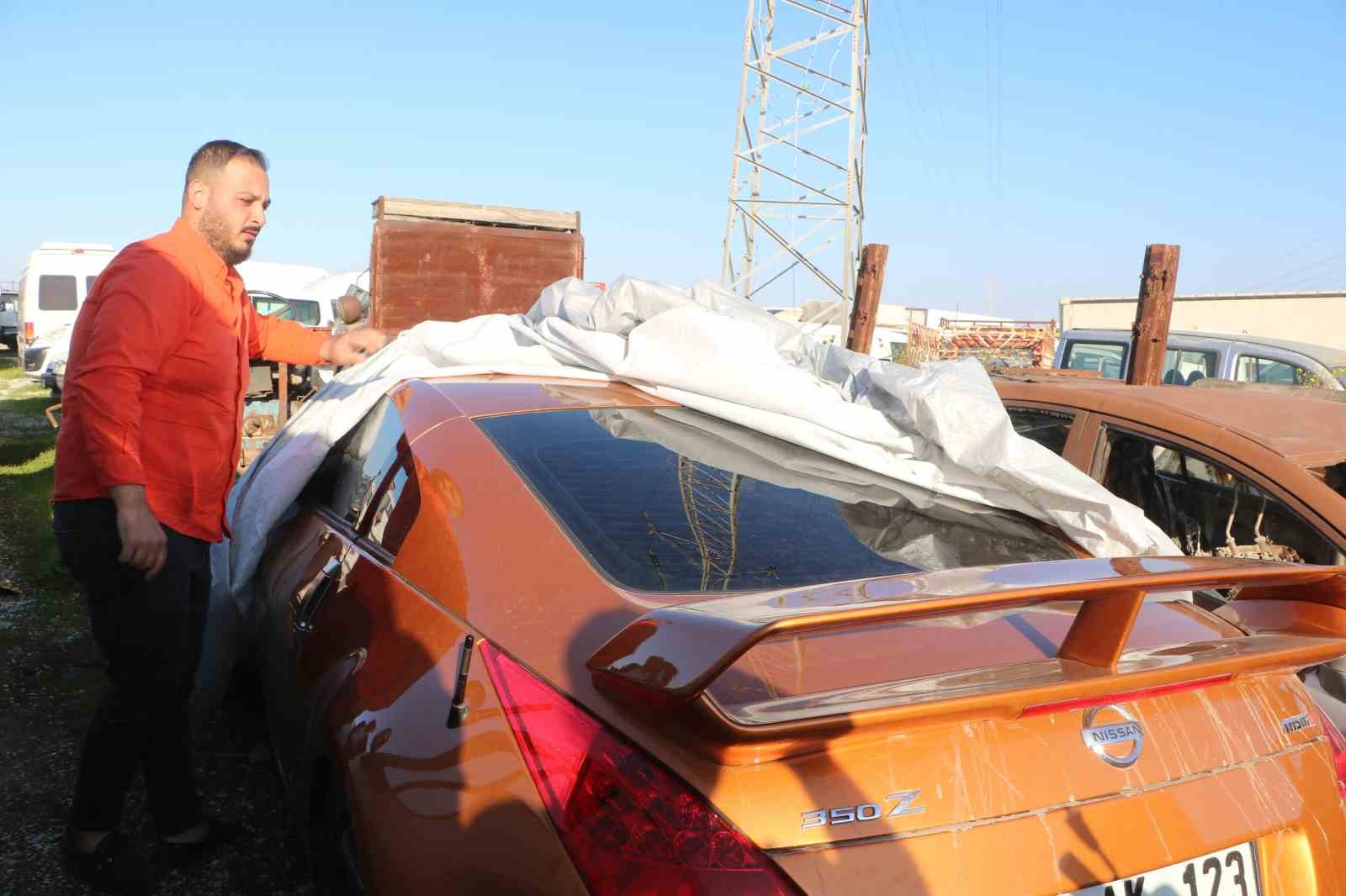 Yeni aldığı aracıyla ‘Gaza geldim’ diyerek drift atan sürücüye 140 bin TL ceza
Yeni aldığı aracıyla ‘Gaza geldim’ diyerek drift atan sürücüye 140 bin TL ceza