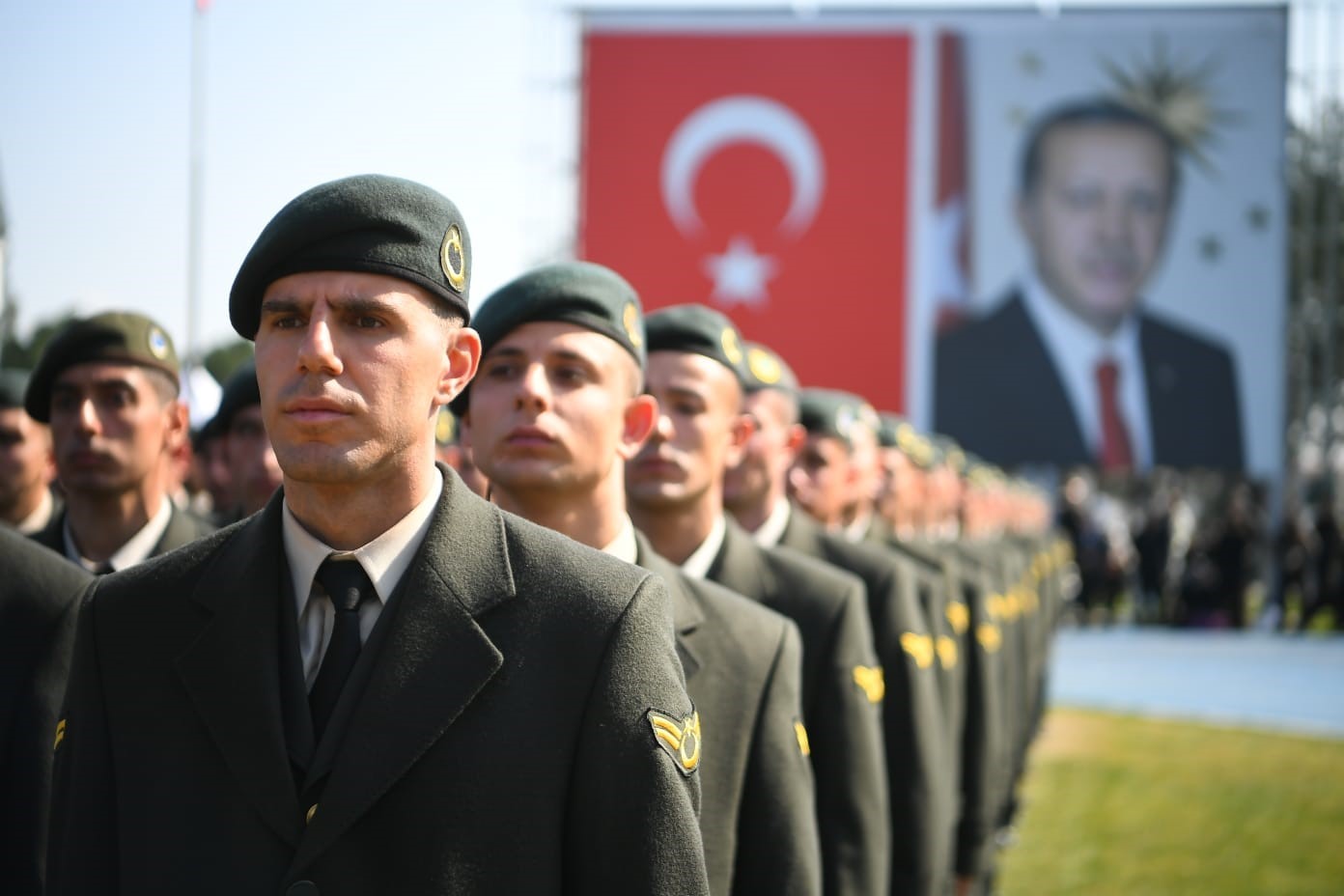 Yeni astsubaylar mezun oldu
