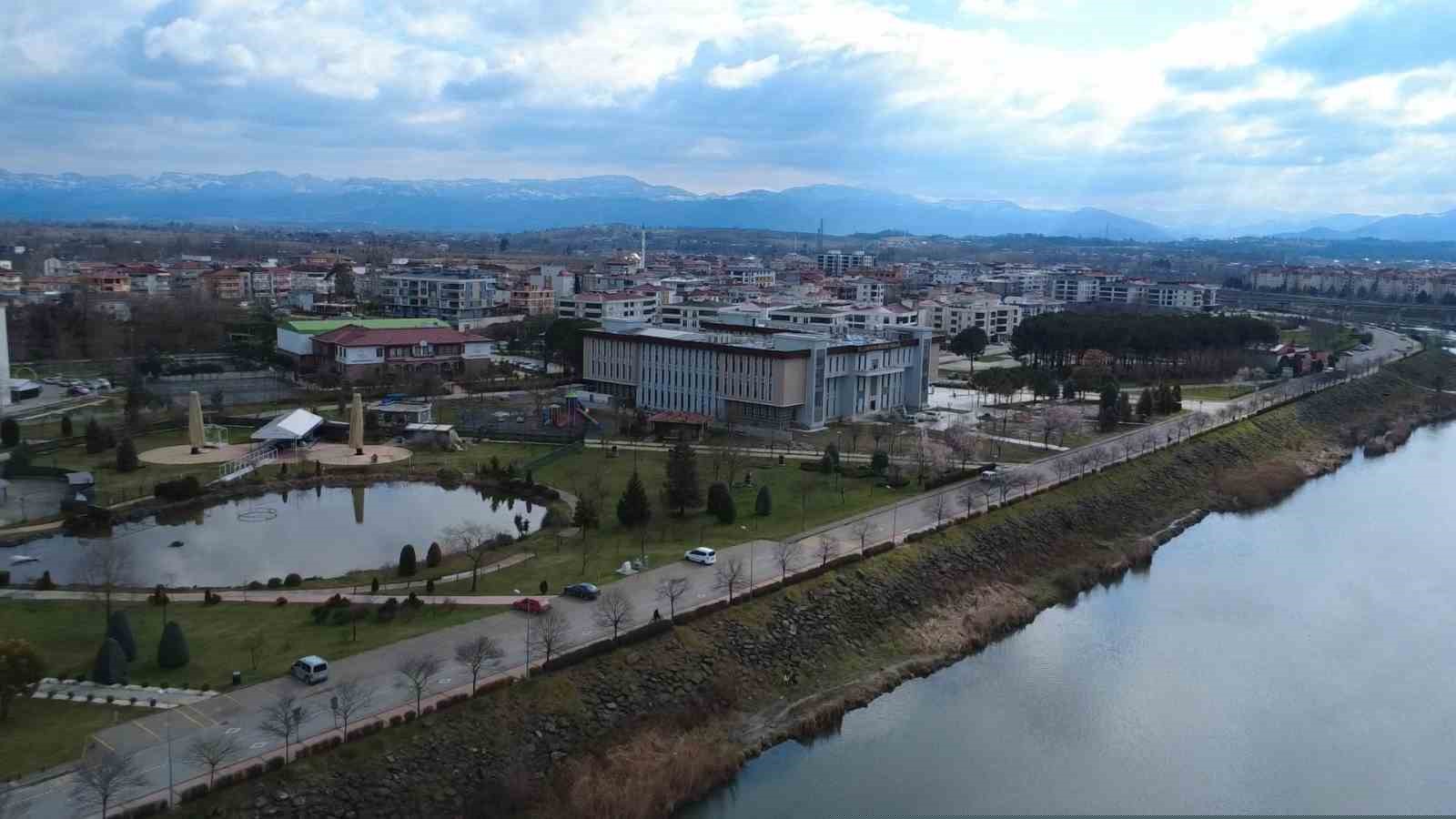 Yeni Çarşamba Hükümet Konağı hizmete başladı
