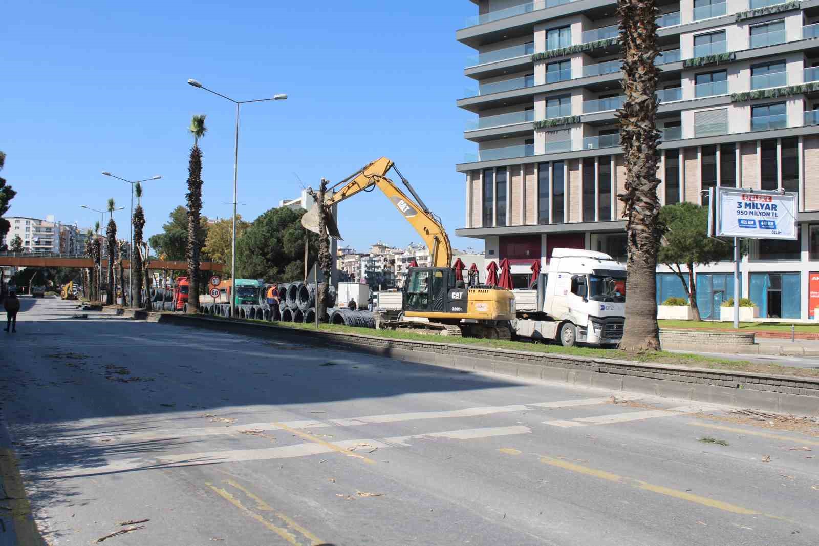 Yeni Dörtyol Köprülü Kavşağı Projesi’nde çalışmalar başladı
Yeni Dörtyol Köprülü Kavşağı Projesi’nde çalışmalar başladı