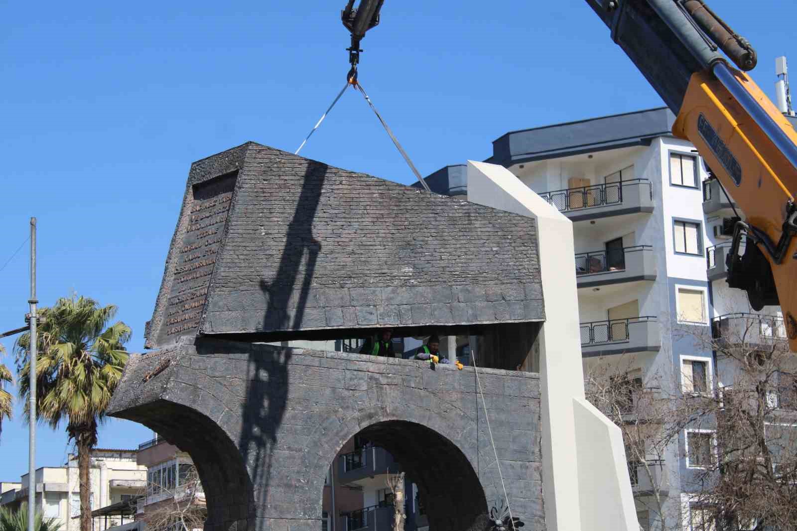 Yeni Dörtyol Köprülü Kavşağı Projesi’nde çalışmalar başladı
Yeni Dörtyol Köprülü Kavşağı Projesi’nde çalışmalar başladı