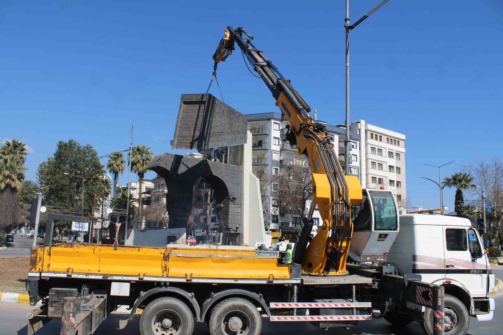 Yeni Dörtyol Köprülü Kavşağı Projesi’nde çalışmalar başladı
Yeni Dörtyol Köprülü Kavşağı Projesi’nde çalışmalar başladı