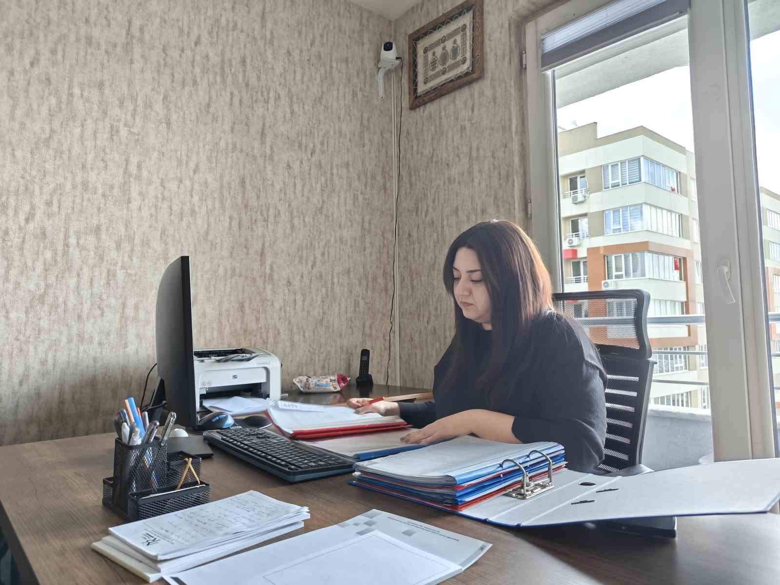 Yeni kanunla trafikte hem ceza hem sorumluluk büyüyor
Yeni kanunla trafikte hem ceza hem sorumluluk büyüyor