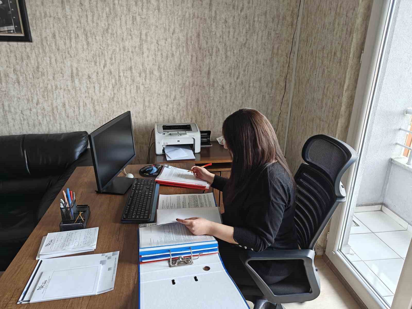 Yeni kanunla trafikte hem ceza hem sorumluluk büyüyor
Yeni kanunla trafikte hem ceza hem sorumluluk büyüyor