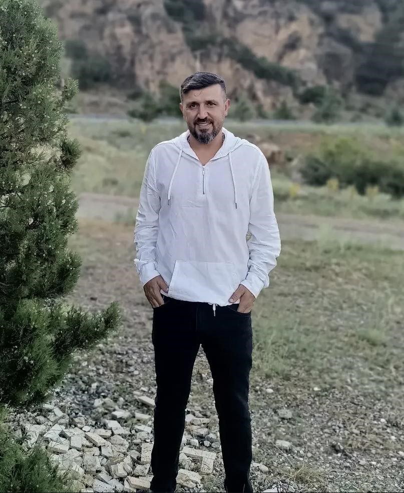 Yeni sevgili eski eşi bıçakla öldürdü
