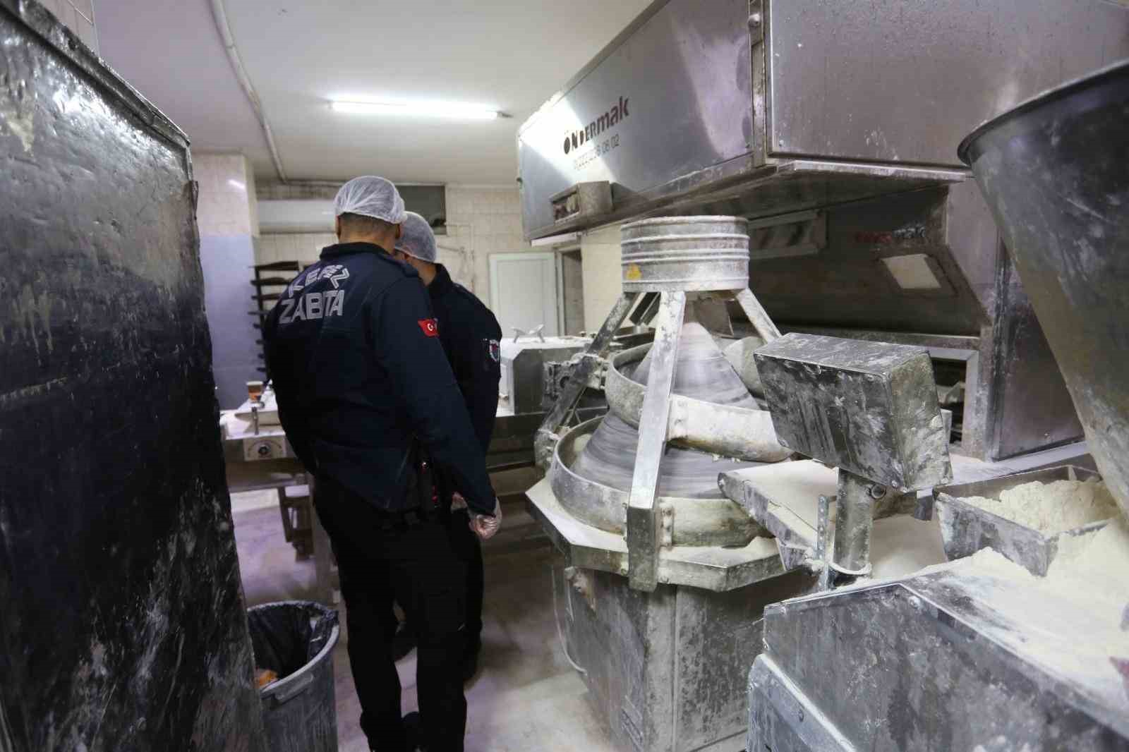 Yeni yıl öncesi Kepez’de fırınlara sıkı denetim
