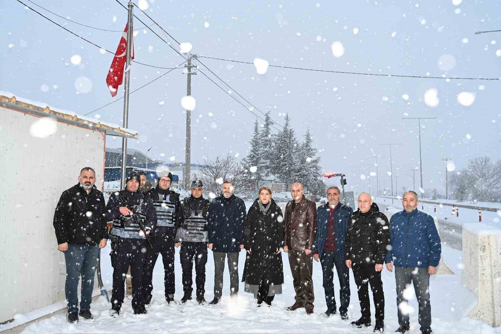 Yeni yılın ilk müjdesi Ölmeztoprak’tan geldi
Yeni yılın ilk müjdesi Ölmeztoprak’tan geldi