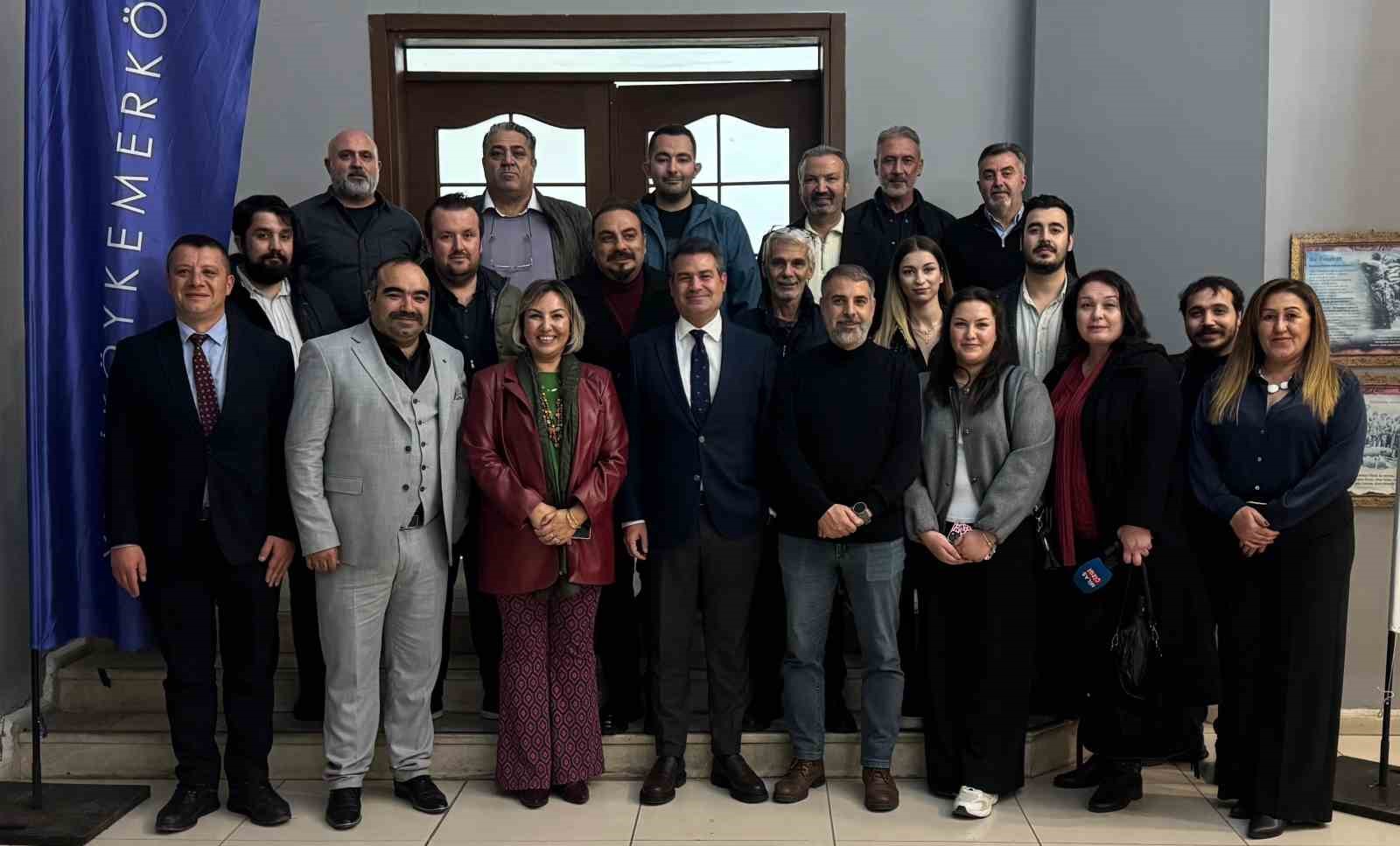 Yeniköy Kemerköy Enerji, Çalışan Gazeteciler Günü’nde yerel basınla bir araya geldi
Yeniköy Kemerköy Enerji, Çalışan Gazeteciler Günü’nde yerel basınla bir araya geldi