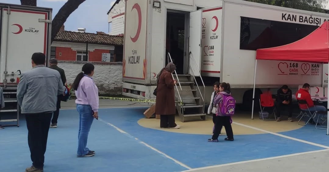 Yenipazar İlçe Milli Eğitim’den kan bağışına destek
