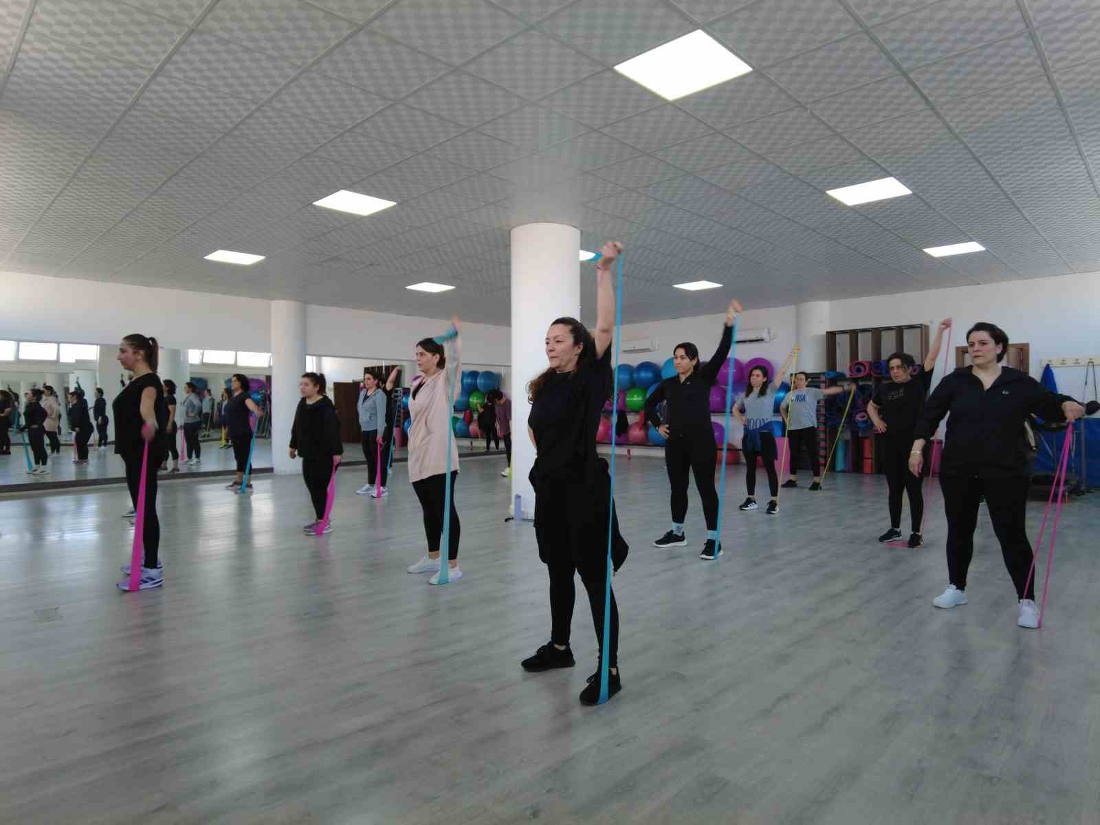 Yenipazar Sağlıklı Yaşam Merkezi’nde kurslar devam ediyor
