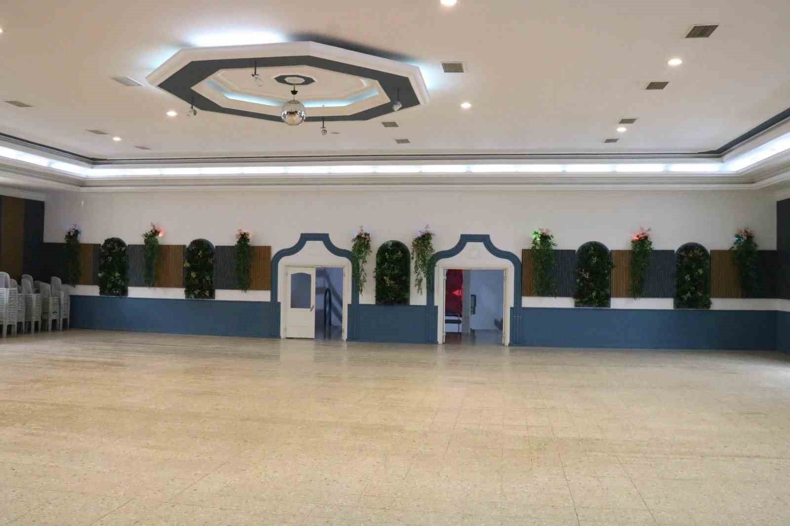 Yenipazar’da kışlık düğün salonu yenilendi
