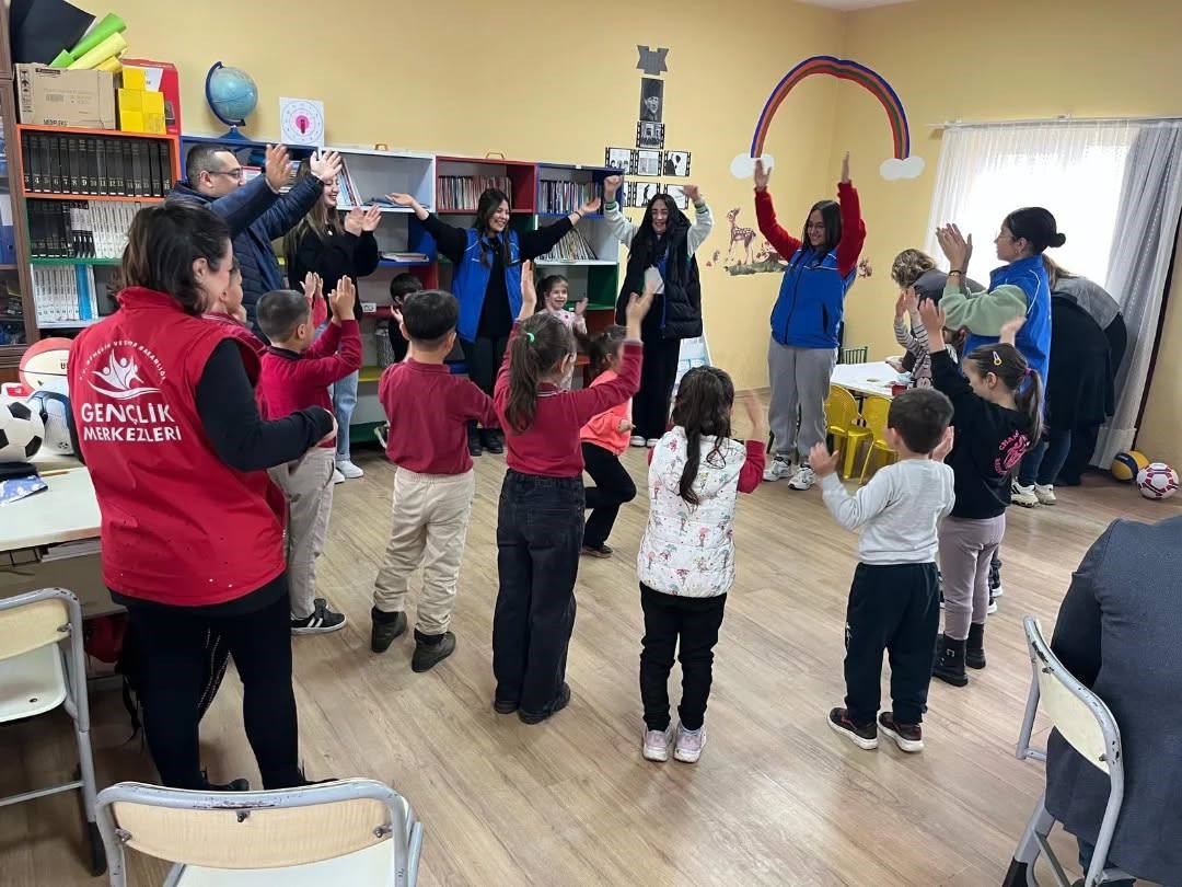 Yenipazar’da öğrenciler için renkli sosyal sorumluluk etkinliği
