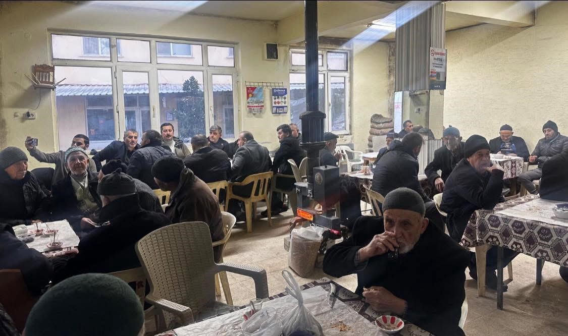 Yenişehir Belediye Başkanı, gün doğmadan vatandaşlarla buluşuyor
