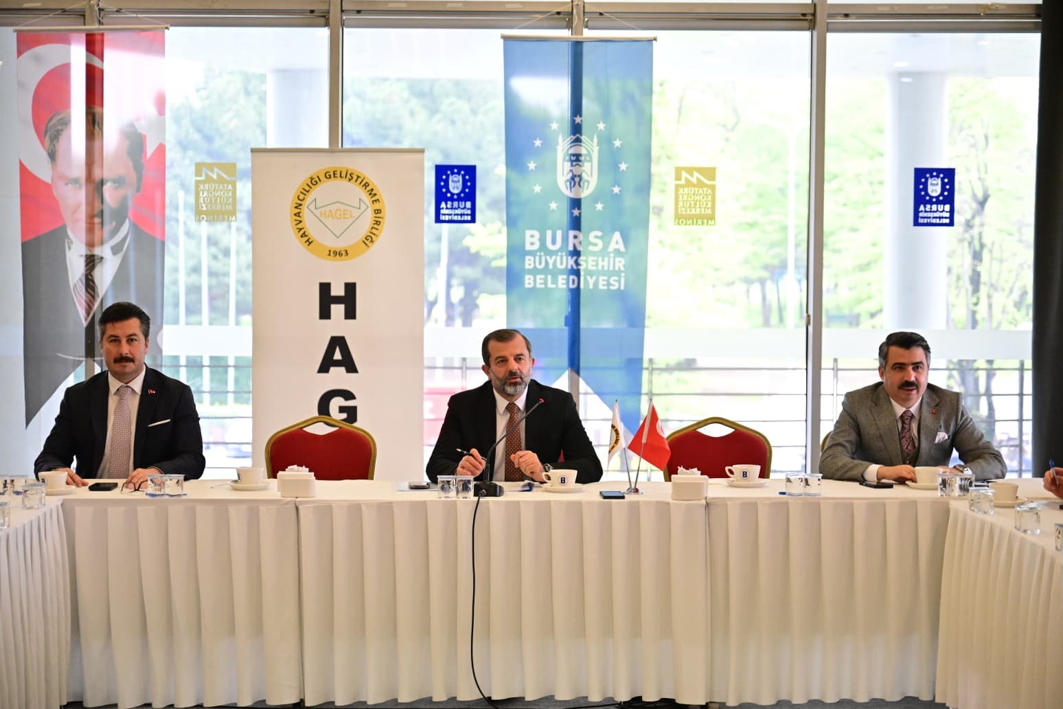 Yenişehir Belediyesi Başkanı Özel, HAGEL encümen üyeliğine seçildi
