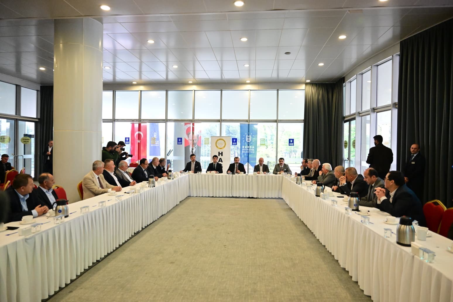 Yenişehir Belediyesi Başkanı Özel, HAGEL encümen üyeliğine seçildi
