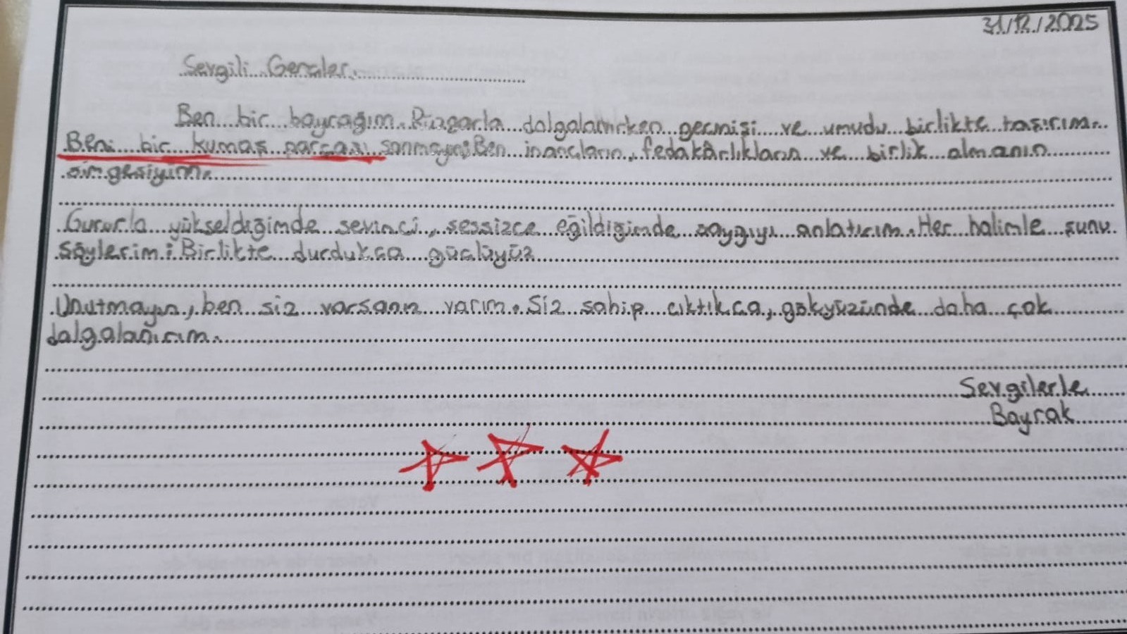 Yer gök kırmızı beyaz
