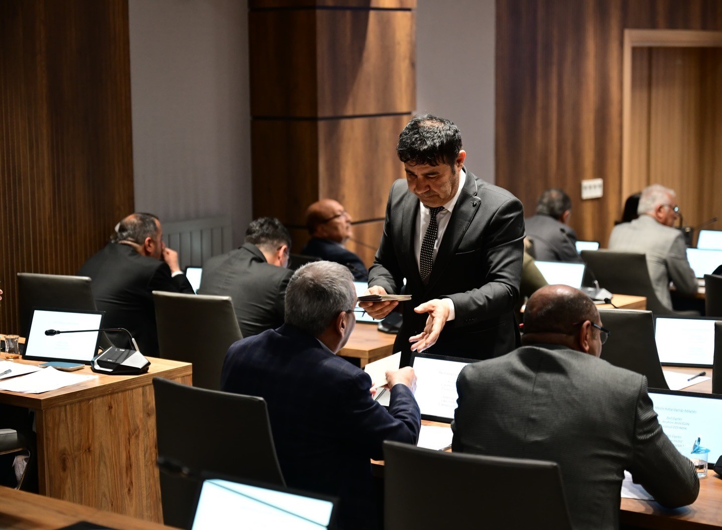 Yeşilyurt Belediye Meclisi’nde başkan vekilleri, encümen ve ihtisas komisyonu üyeleri belli oldu
