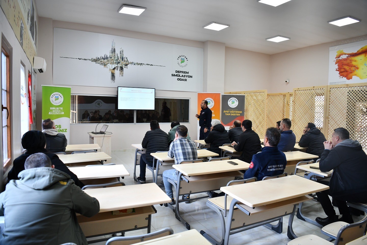 Yeşilyurt Belediyesi (YAKUT) ekibine AFAD’dan arama kurtarma eğitimi
