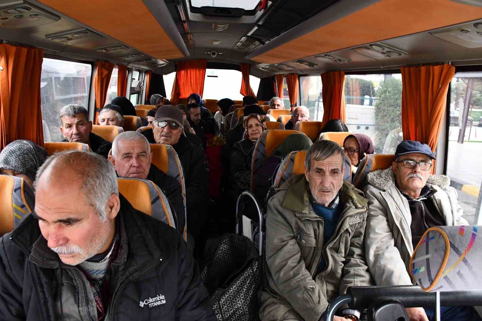 Yıkılan köprü için Büyükşehirden vatandaşa ulaşım kolaylığı
