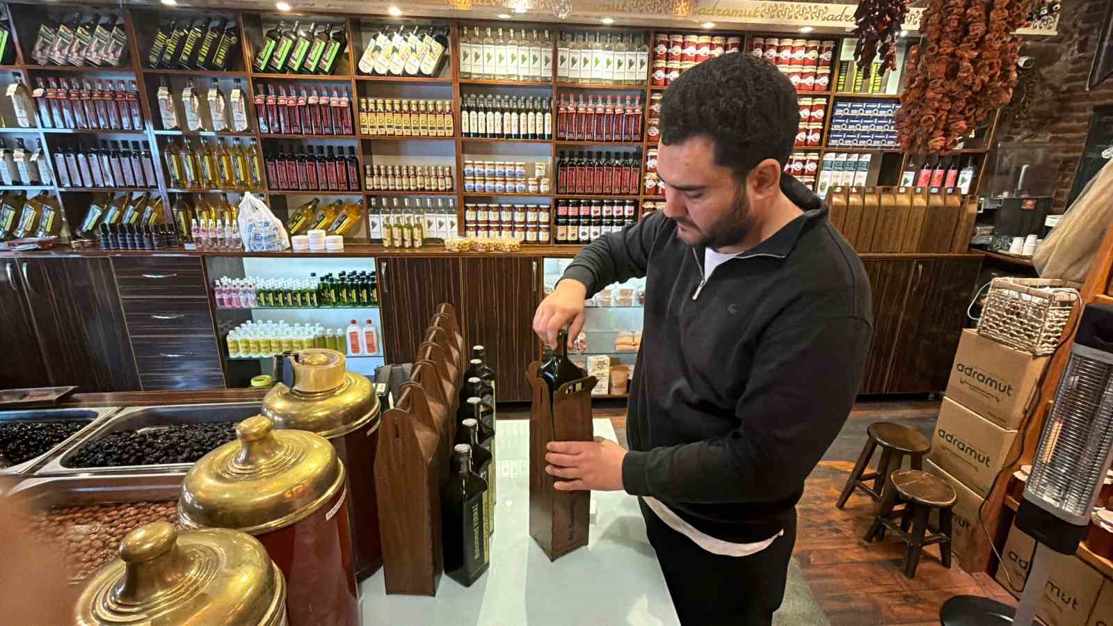 Yılbaşında en doğal hediye: Kişiye özel zeytinyağı
