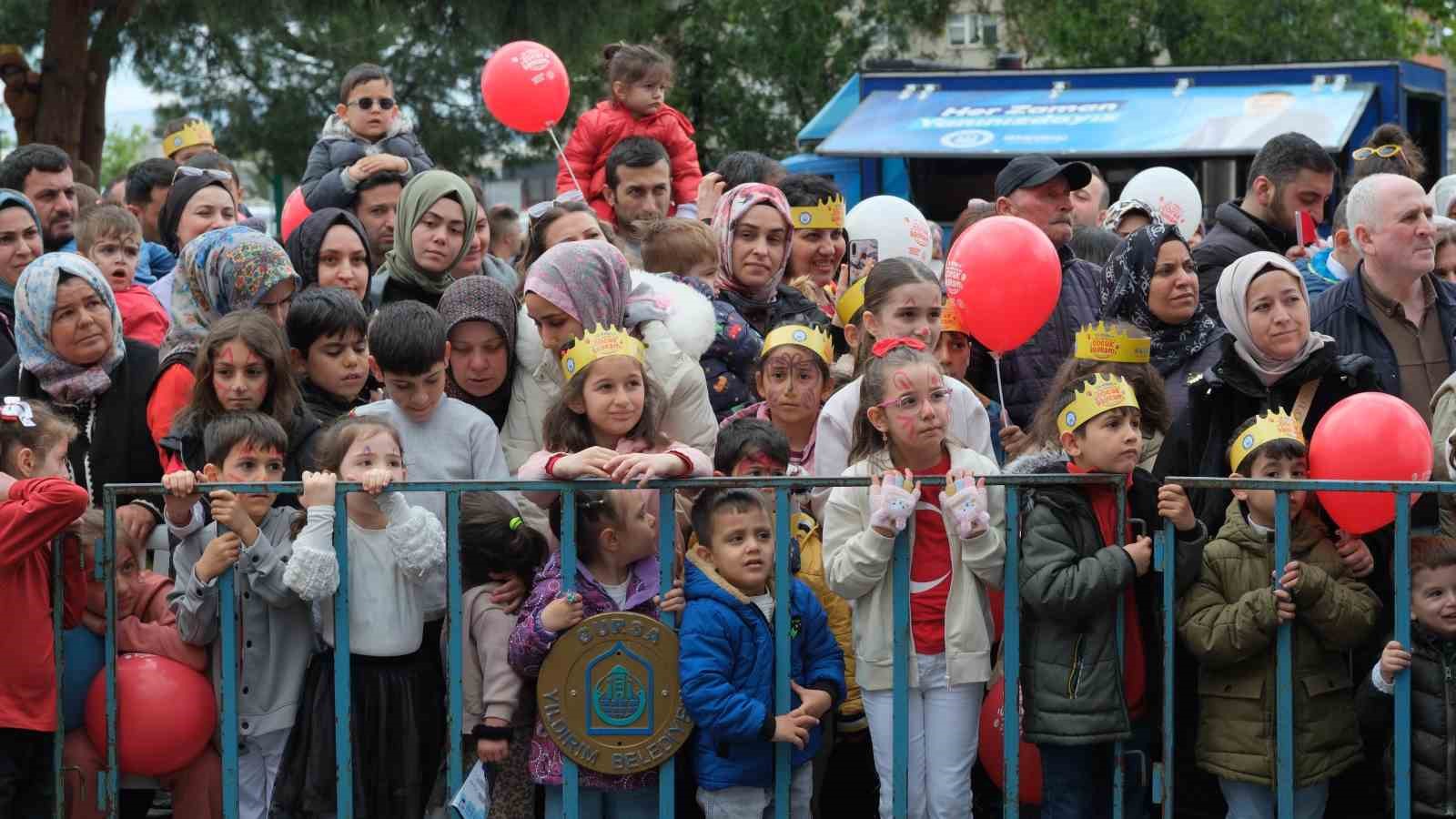 Yıldırım’da çocukların bayramı şölene dönüştü
