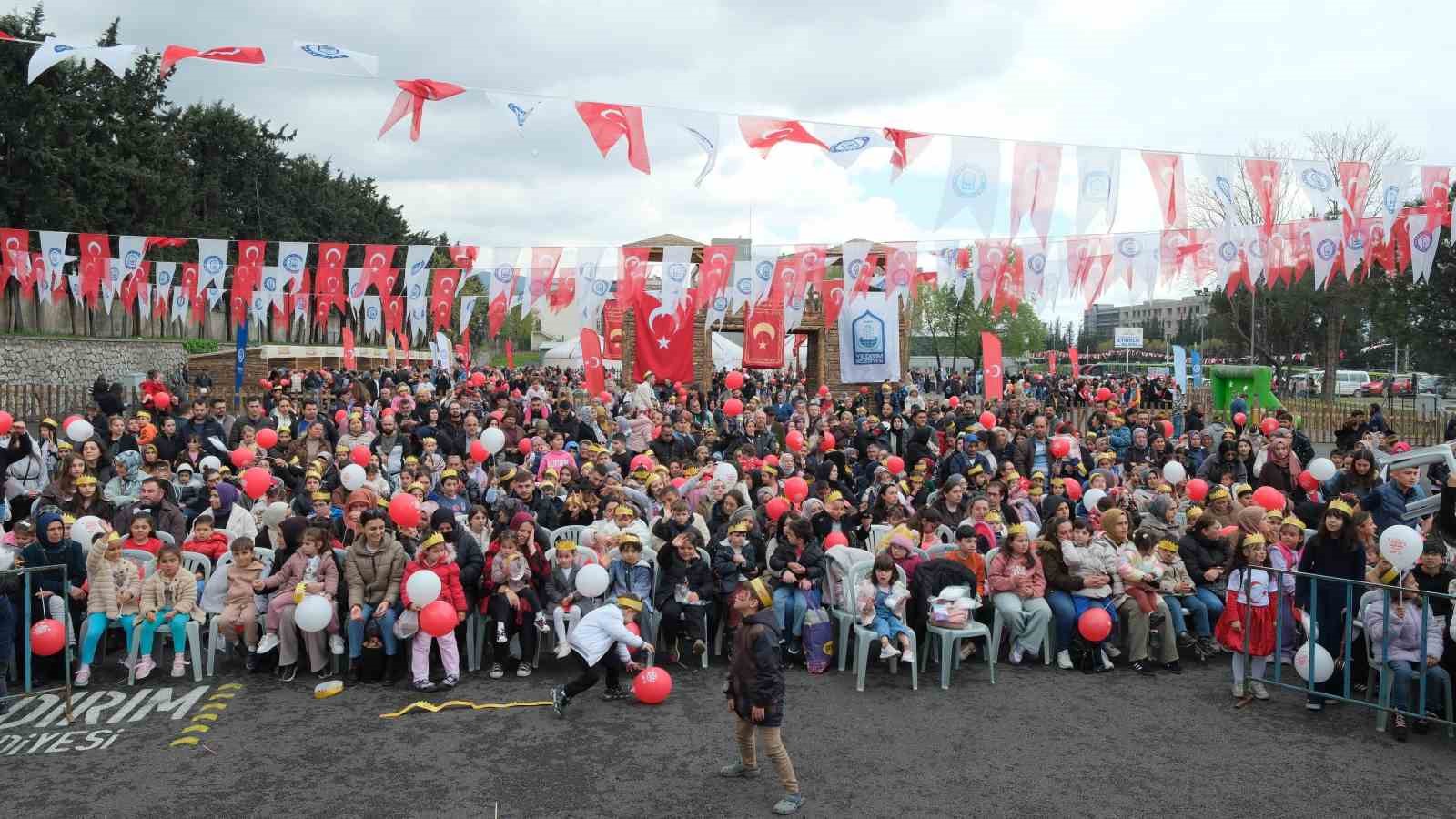 Yıldırım’da çocukların bayramı şölene dönüştü

