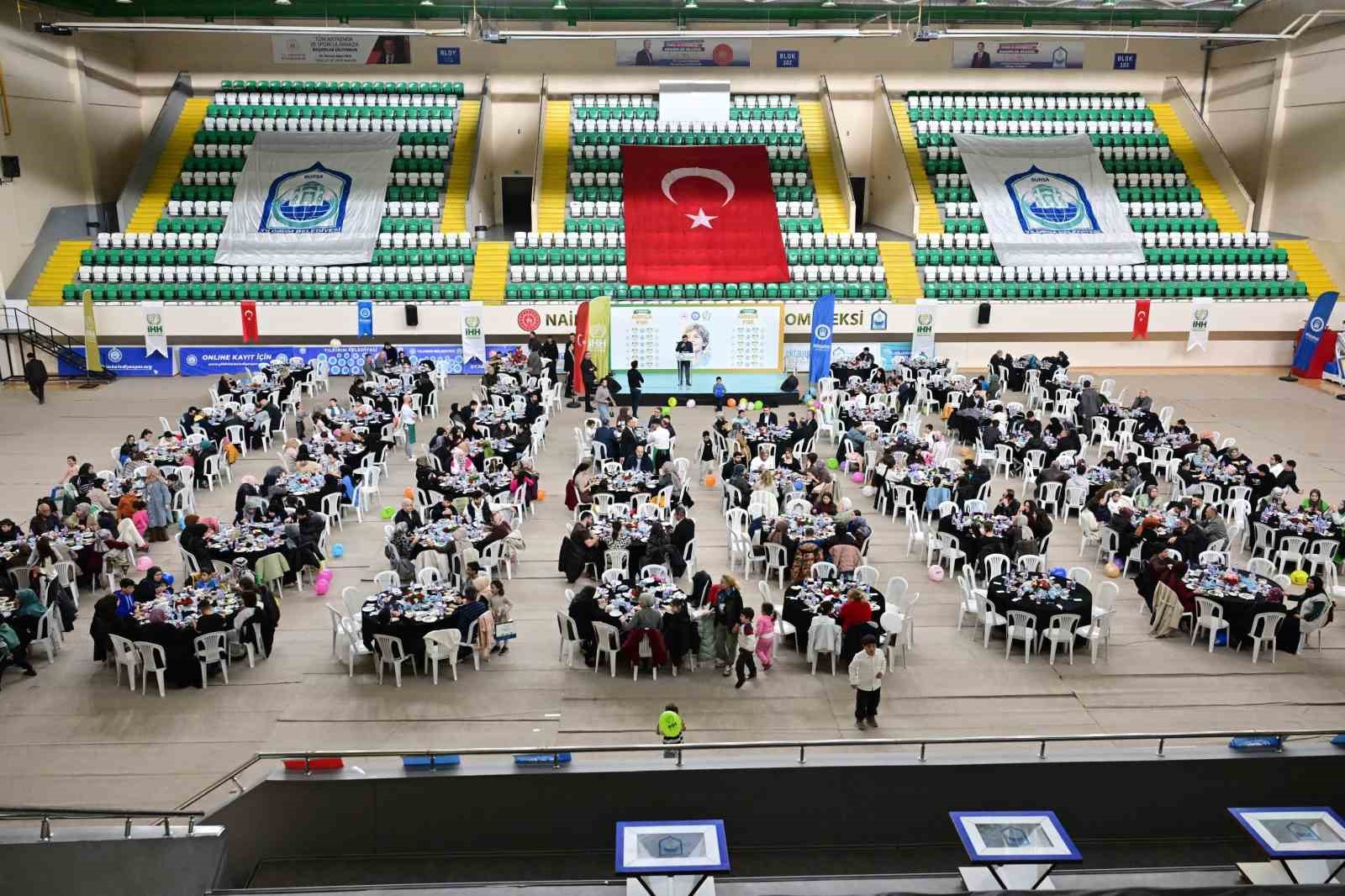Yıldırım’da şefkat iftarı
