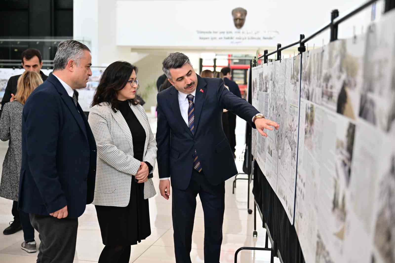 Yıldırım’da tarih ortak akılla ayağa kalkacak
Yıldırım’da tarih ortak akılla ayağa kalkacak