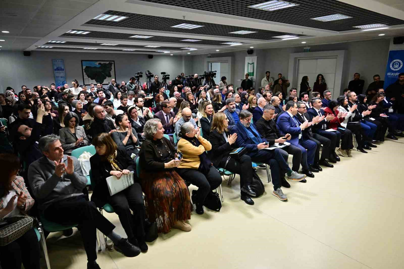Yıldırım’da tarih ortak akılla ayağa kalkacak
Yıldırım’da tarih ortak akılla ayağa kalkacak