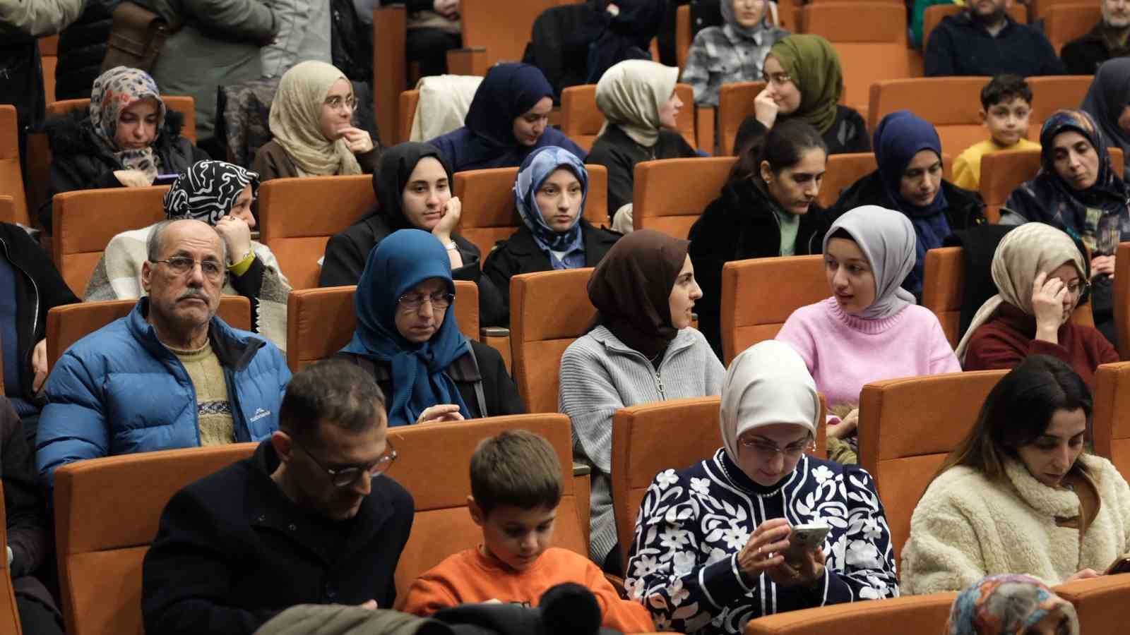 Yıldırım’da tiyatro gösterisi
