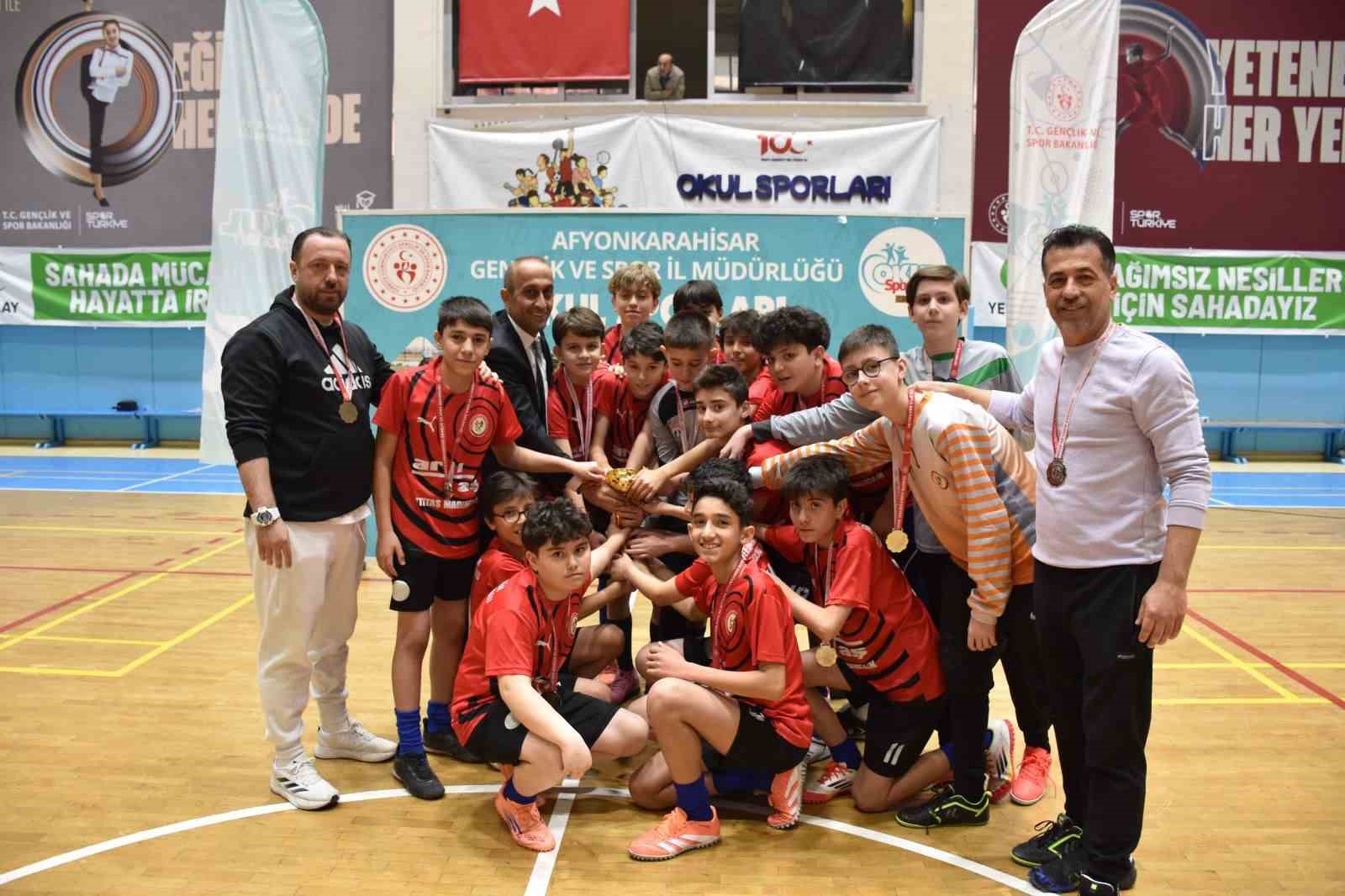 Yıldız Erkekler Futsal Müsabakaları sona erdi
