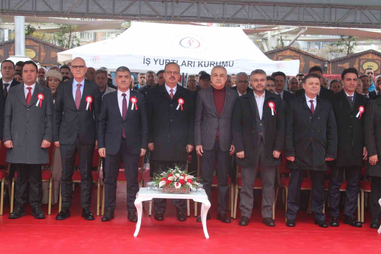 Yılın ilk fuarı Aydın’da kapılarını açtı
Yılın ilk fuarı Aydın’da kapılarını açtı