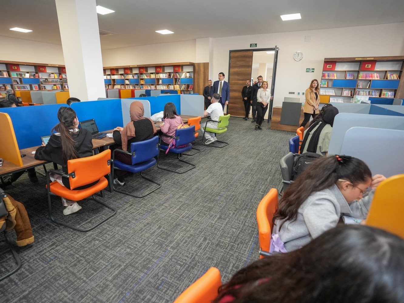 Yılmaz’dan üniversite adaylarına destek
