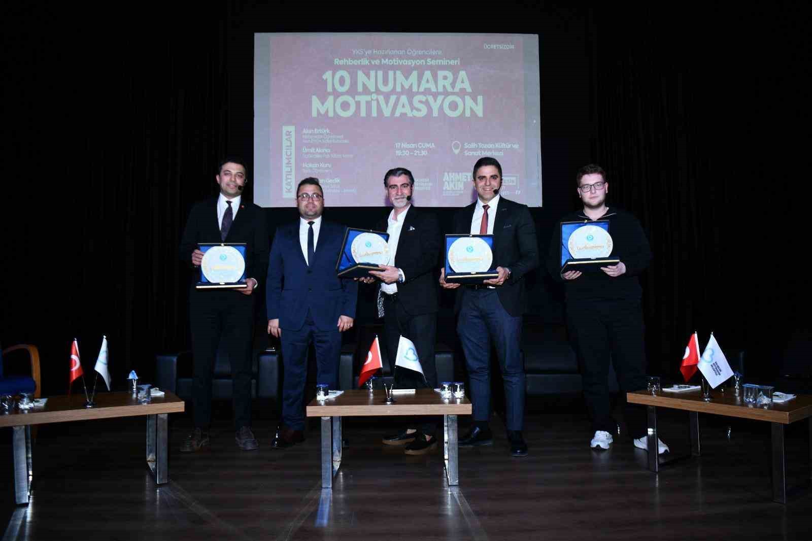 YKS’ye girecek öğrencilere ‘10 Numara Motivasyon’
