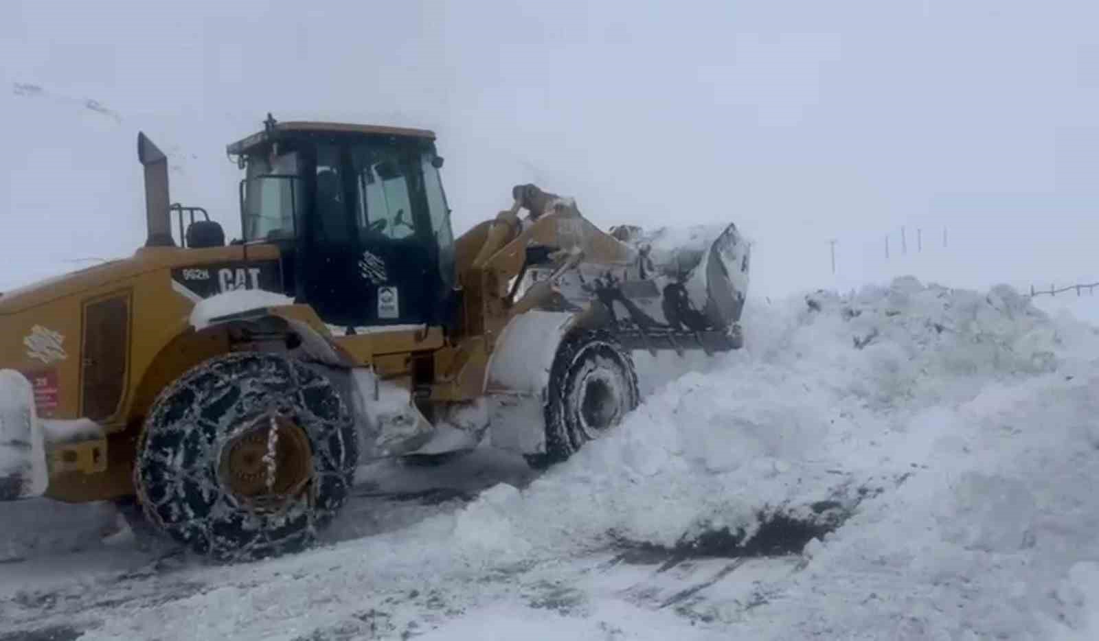 Yoğun kar ve zorlu şartlara rağmen hayat kurtaran müdahale
