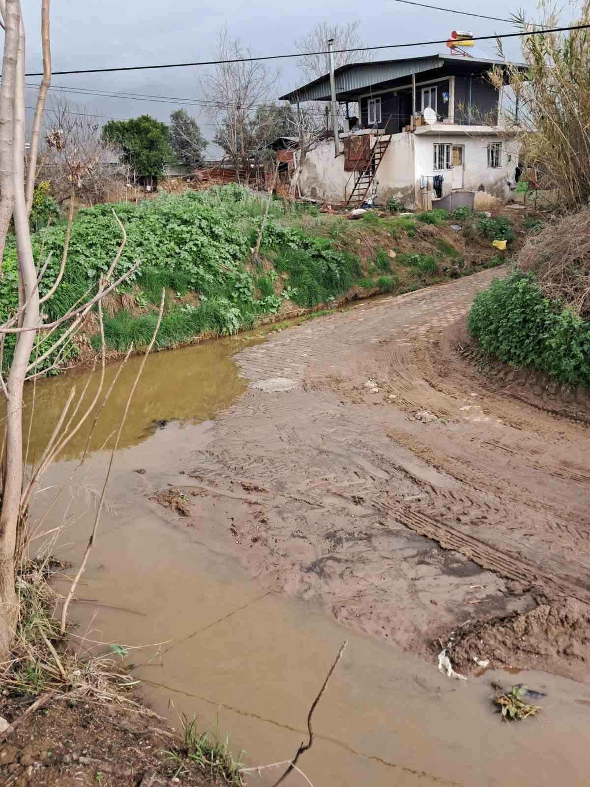 Yoğun yağışlara karşı Sultanhisar Belediyesi teyakkuzda
