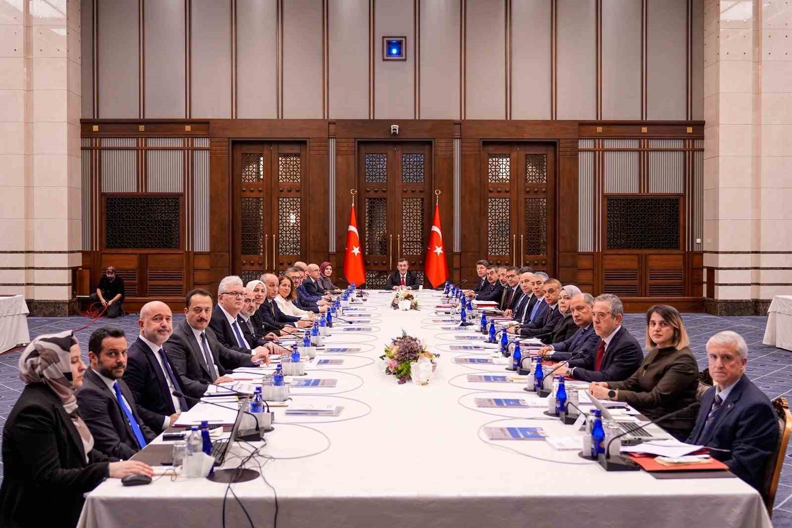 YÖK Başkanı Özvar: "Türk yükseköğretimi olarak üzerimize düşen sorumluluğu yerine getirmeye devam edeceğiz"
