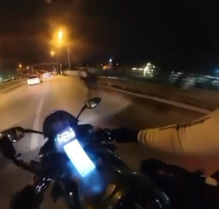 Yola atlayan yaya tehlikeli anlar yaşattı
