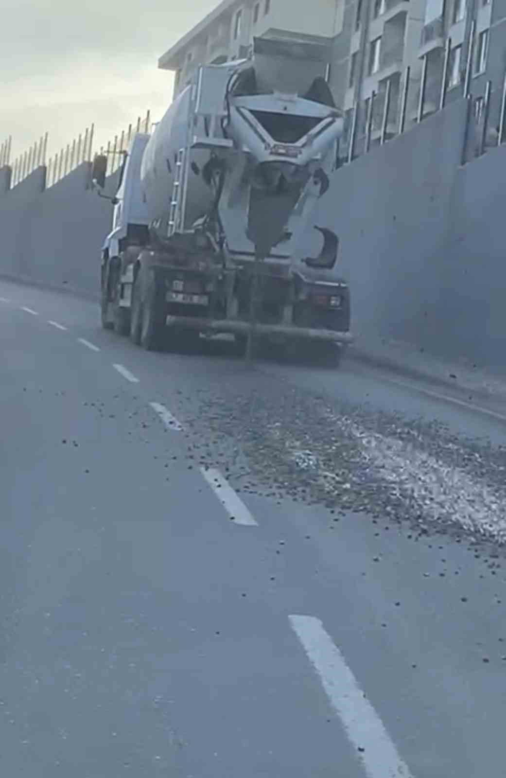 Yola beton döken sürücüye 3 bin TL ceza
