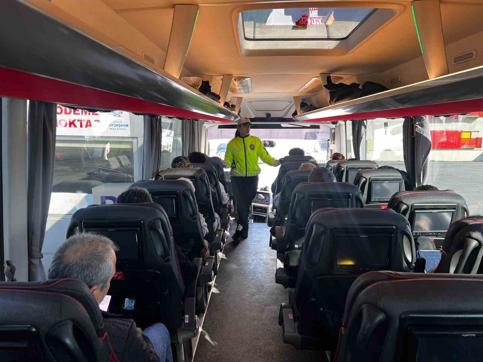 Yolcu gibi bindiler, kural ihlalini affetmediler
