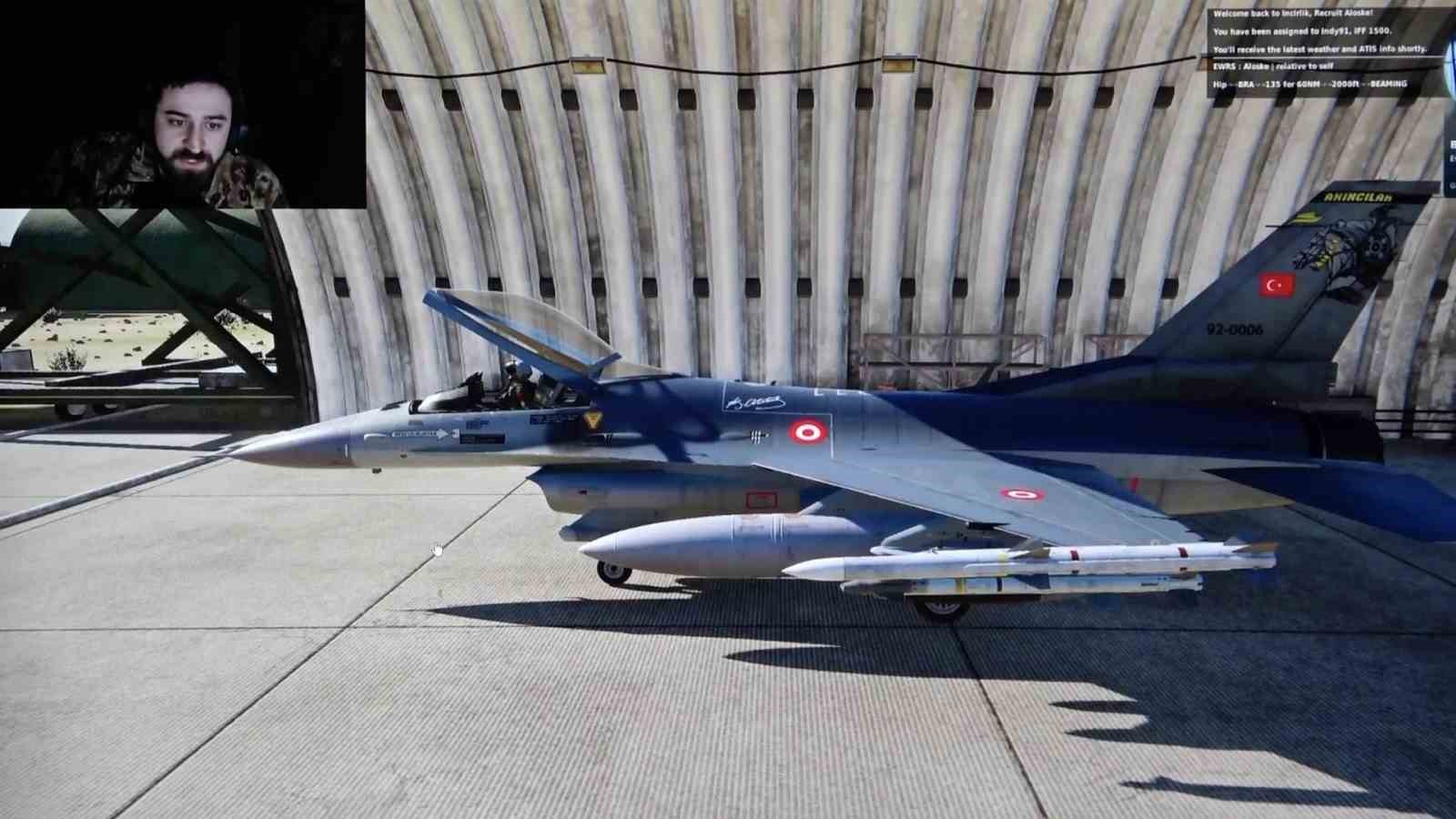 Youtuber gençten çatı katından sanal F-16 eğitimi
