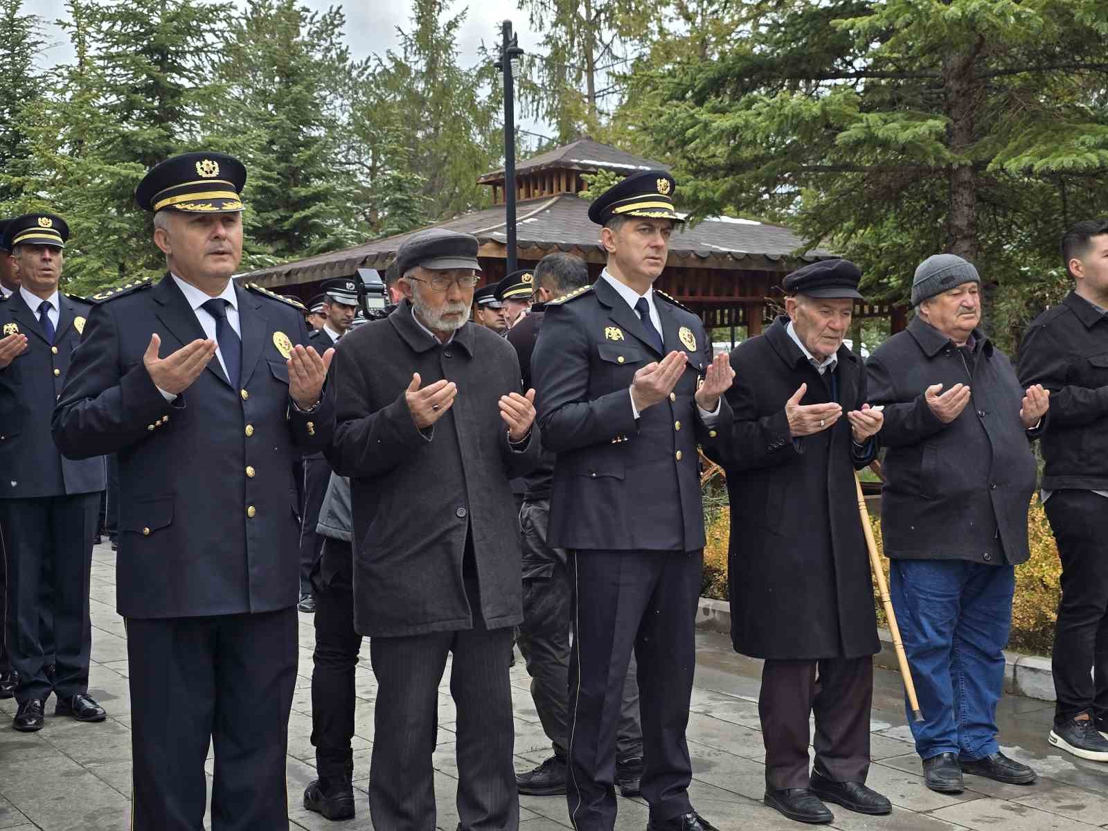 Yozgat Şehitliği’nde Türk Polis Teşkilatı kuruluş yıl dönümü duygusal anlarla kutlandı
