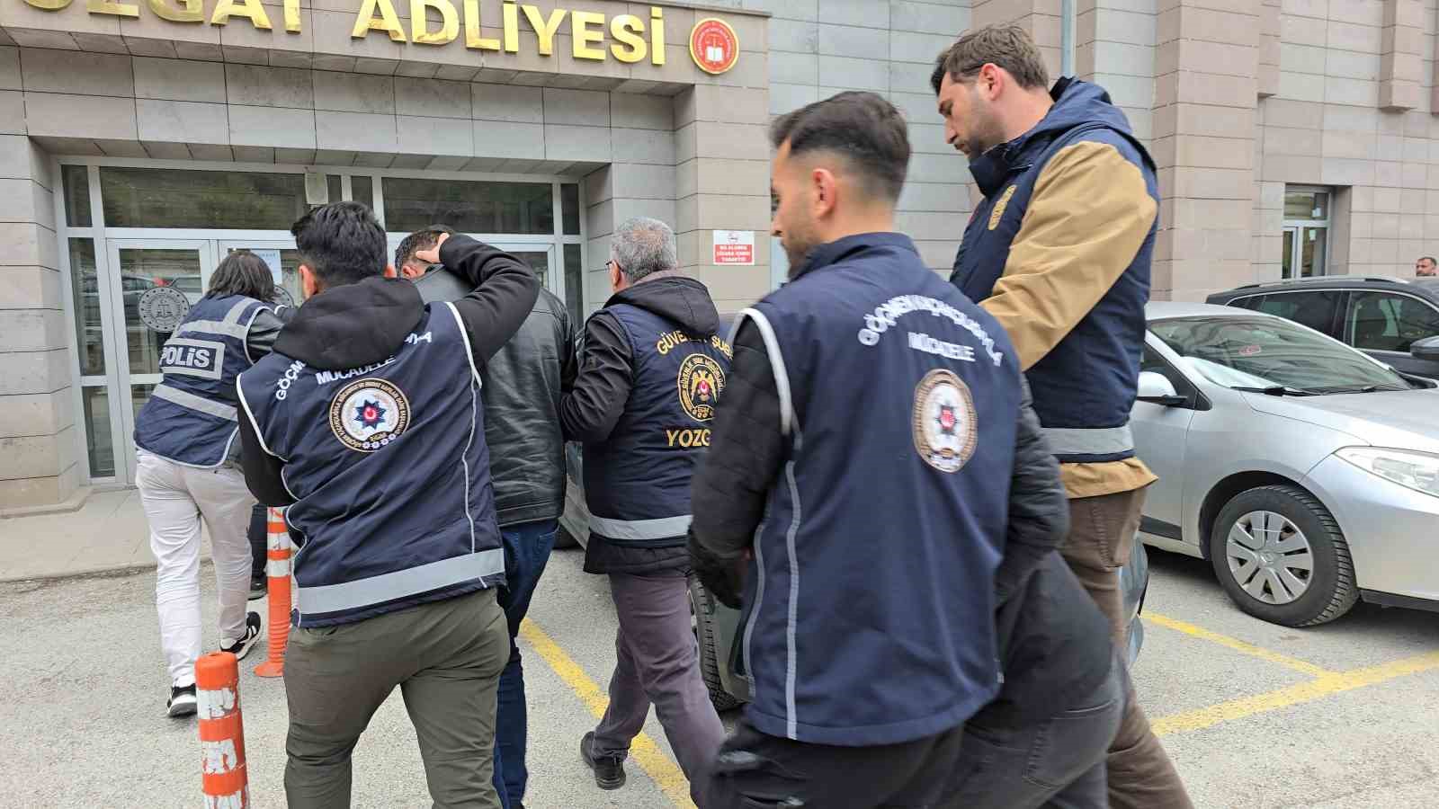 Yozgat’ta 53 düzensiz göçmen yakalandı
